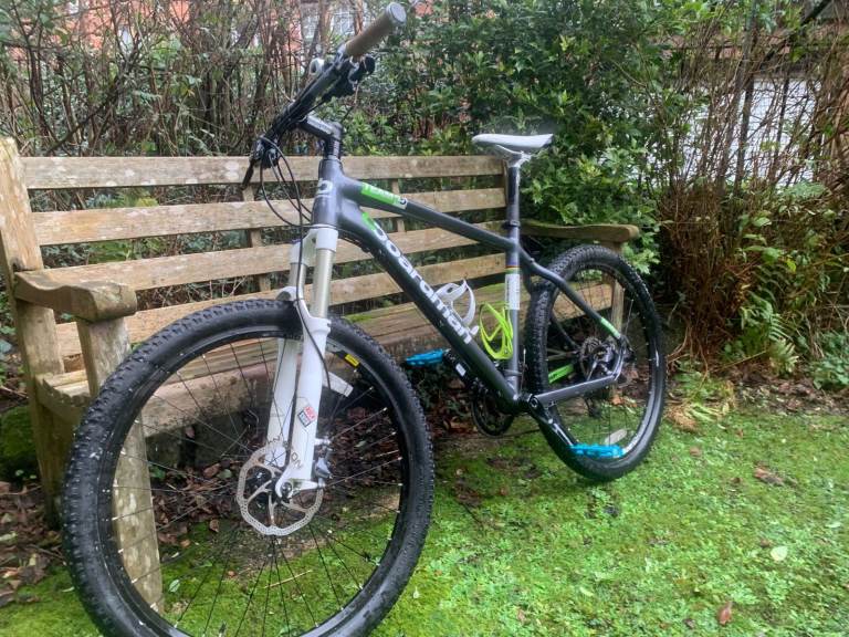 Boardman Team Hardtail Mountain Bike – RockShox Forks, Shimano Hydraulics