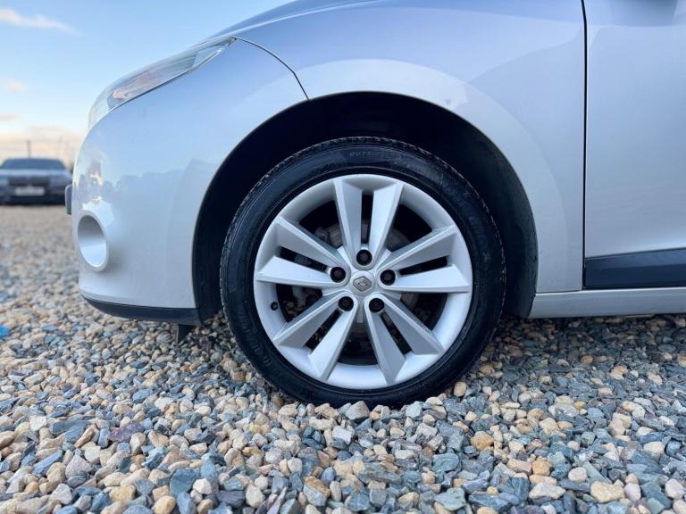 2009 Renault Megane 1.9 dCi Privilege Euro 4 5dr HATCHBACK Diesel Manual