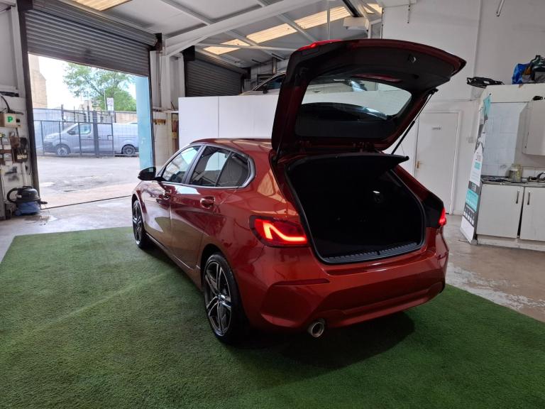 2022 BMW 1 Series 118i [136] SE 5dr [Live Cockpit Professional] HATCHBACK Petrol Manual