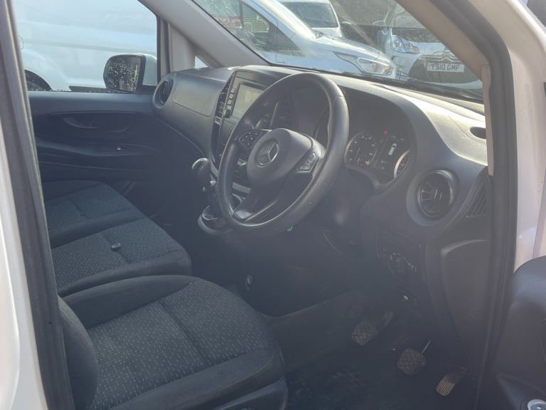 2021 Mercedes-Benz Vito 110CDI Progressive Van PANEL VAN Diesel Manual