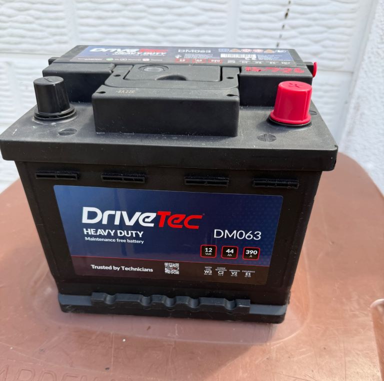 NEW. 12V CAR BATTERY 
