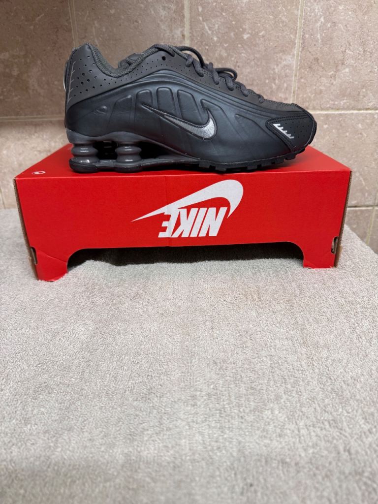 Nike shox