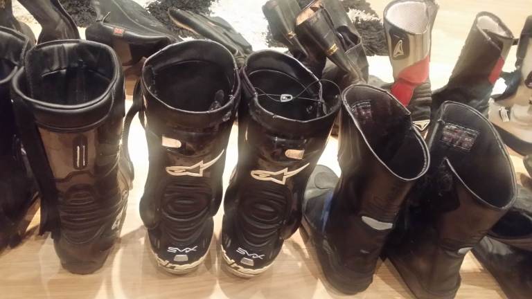 East London Motorcycle Clothing – ALL TYPES – SEE PHOTOS – EAST LONDON - 366