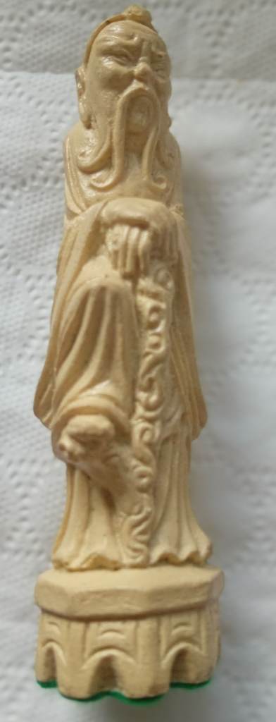 Japanese statue 