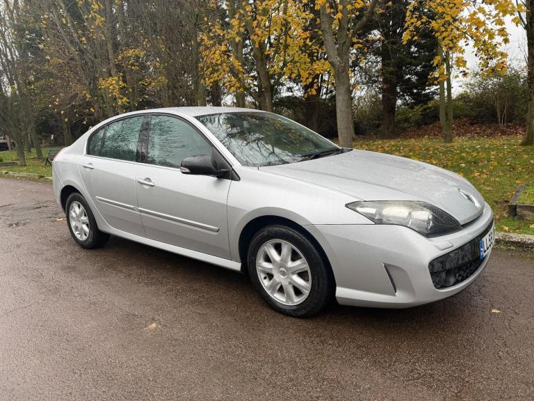 2009 Renault Laguna 2.0 dCi TomTom Edition Euro 4 5dr HATCHBACK Diesel Manual