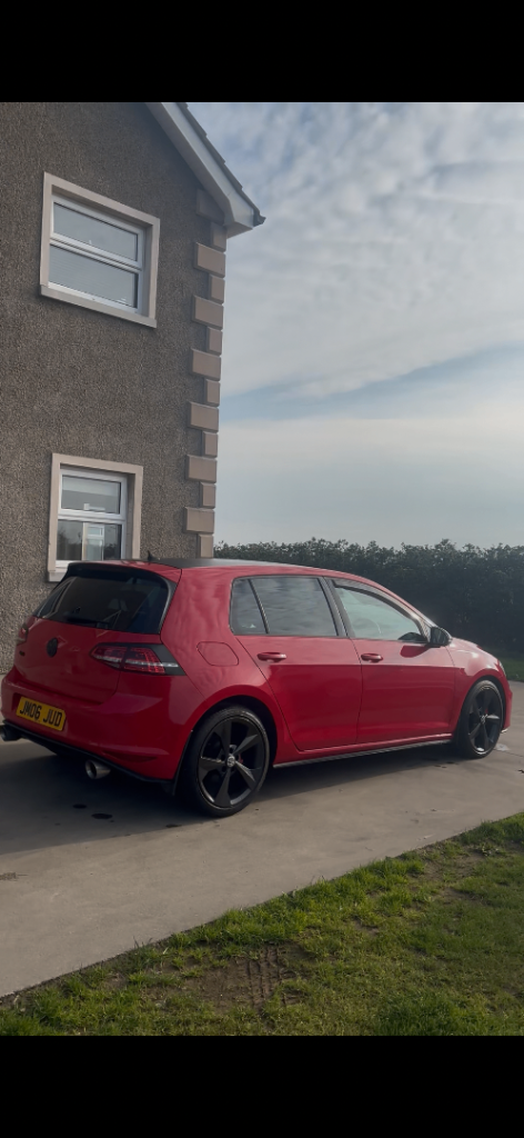 Volkswagen, GOLF, Hatchback, 2014, Semi-Auto, 1968 (cc), 5 doors