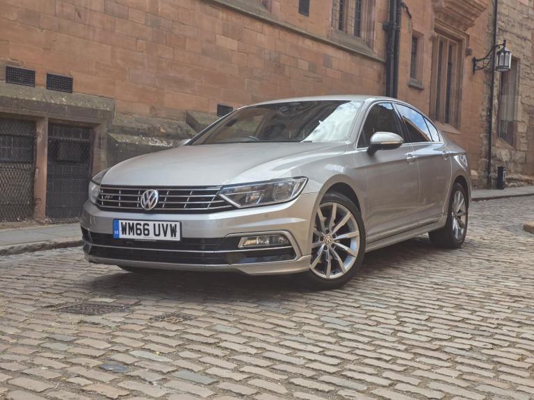 2016 Volkswagen Passat 2.0 TDI SCR 190 R-Line 4dr DSG SALOON Diesel Automatic