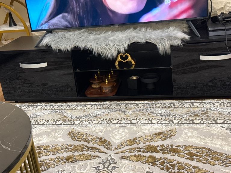 Black table 