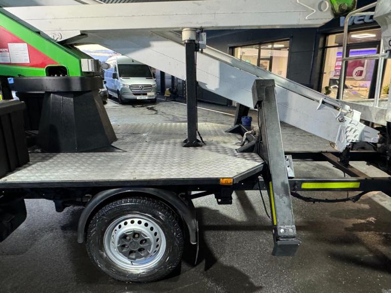 2018 Iveco Daily CHERRY PICKER 2.335S12 3500KG NO VAT! CHASSIS CAB Diesel Manual