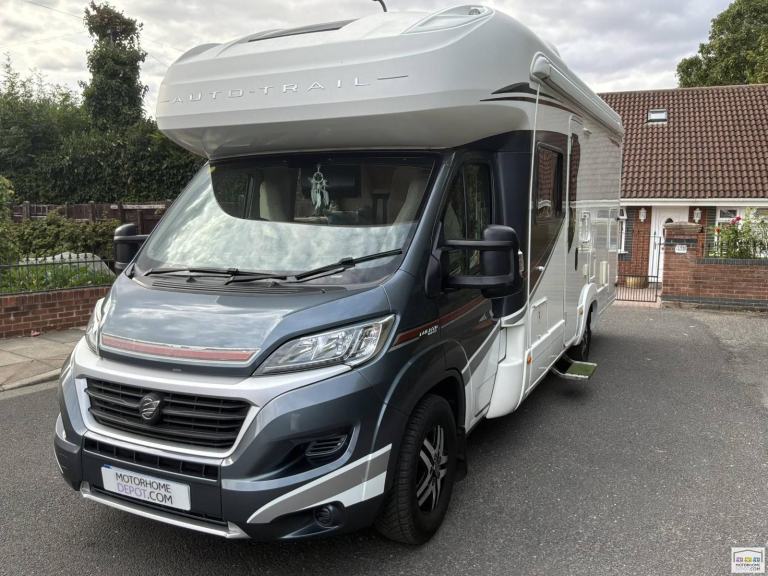 2015 Autotrail Mohawk Auto 4 belts 4 berth motorhome for sale