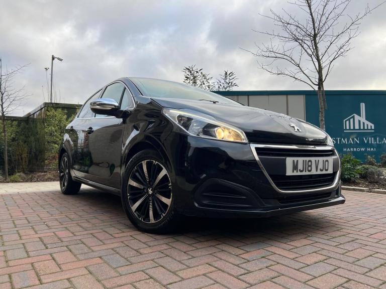 2018 Peugeot 208 1.2 PureTech Allure Premium 5dr HATCHBACK PETROL Manual