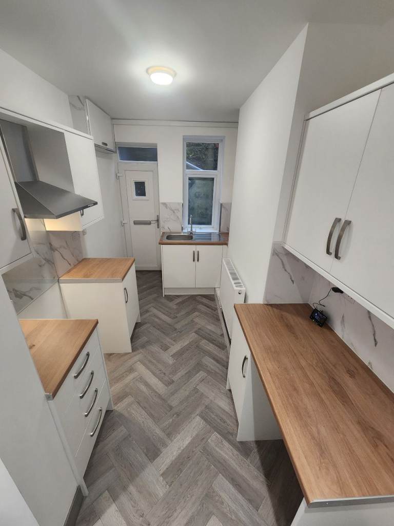 Studio Flat for Rent - Newly Renovated - Ebbw Vale