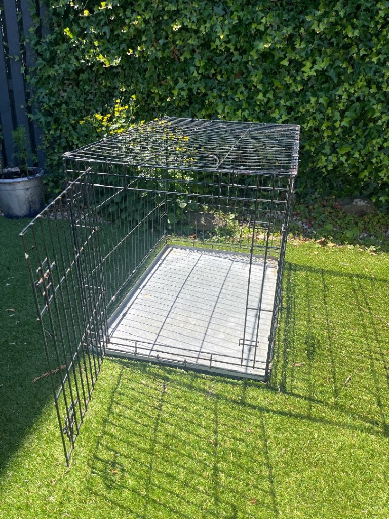 Large Dog crate 