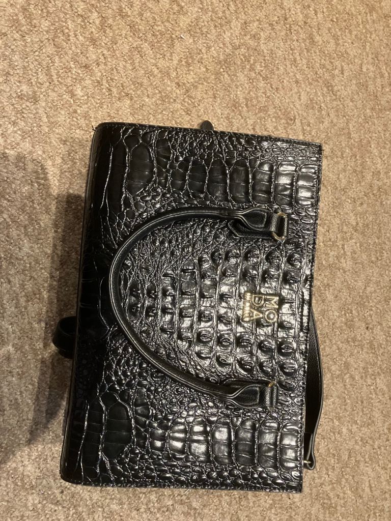 REDUCED Moda impelle handbag