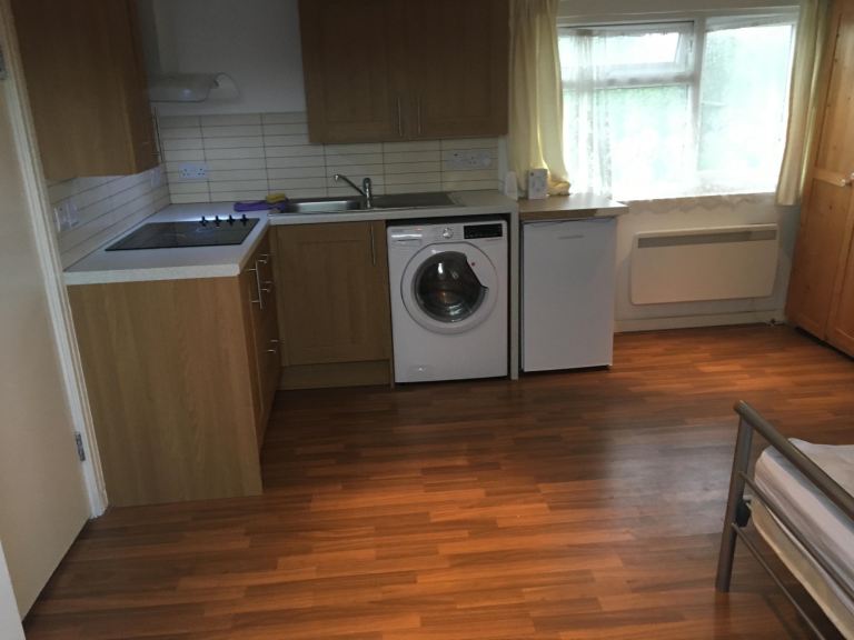 Studio flat including bills for single occupancy or couple welcome Postcode HA3 8NS 