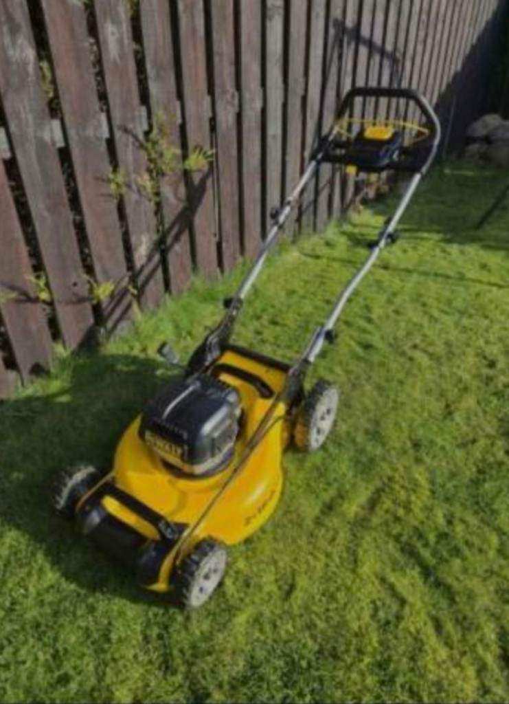 DEWALT DCMW564 XR Brushless Lawnmower 18V Li-ion cordless battery powerstack