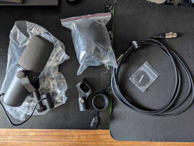 *Like New* Shure SM7B Dynamic Microphone + Accessories