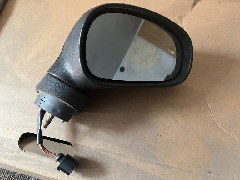 Genuine SEAT Leon MK2 Driver Side Power Folding Wing Mirror Red 8-Pin