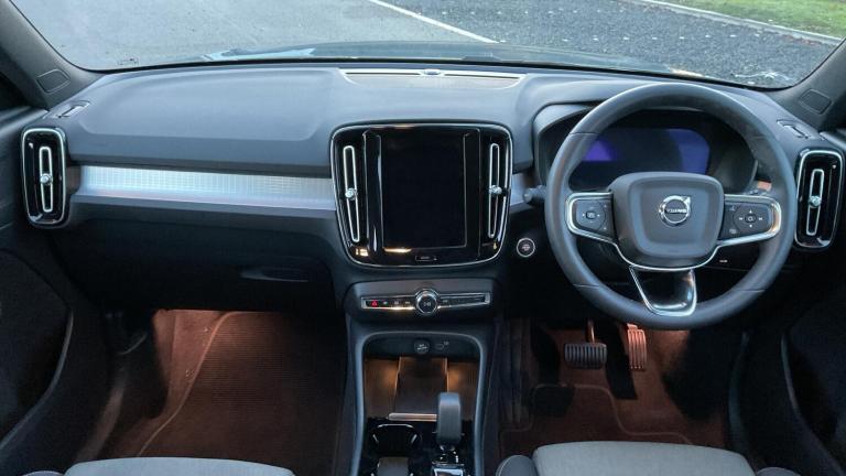 2022 Volvo XC40 Plus, B3 mild hybrid, Petrol, Dark ESTATE Petrol/Electric Hybrid Automatic