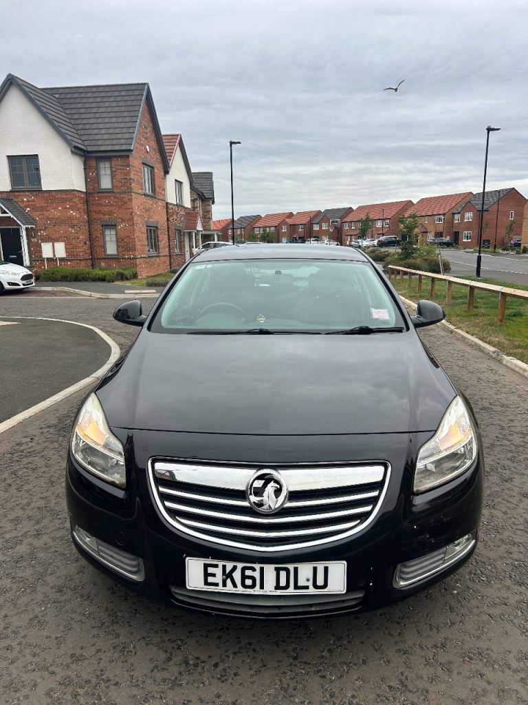 Vauxhall, INSIGNIA, Hatchback, 2011, Other, 1956 (cc), 5 doors