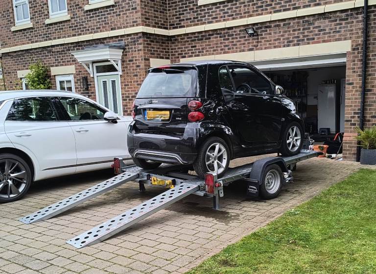 2019 Woodford WBT001 Smart ForTwo trailer with motor mover and winch.