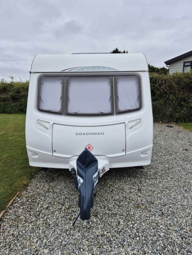 2009 Coachman Amara 4 Berth