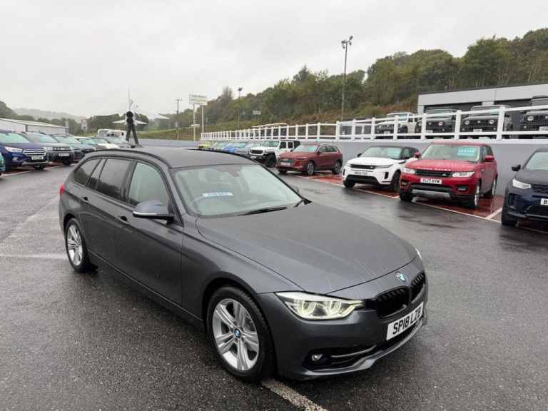 2018 18 BMW 320D SPORT TOURING 2.0 Diesel Manual 190PS Estate in Mineral Grey