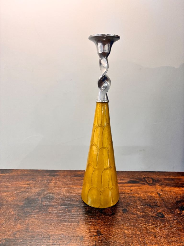 Candlestick 