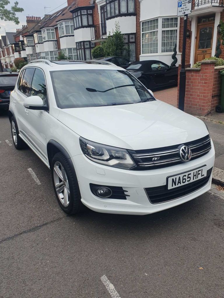 Volkswagen, TIGUAN, Estate, 2015, Semi-Auto, 1968 (cc), 5 doors