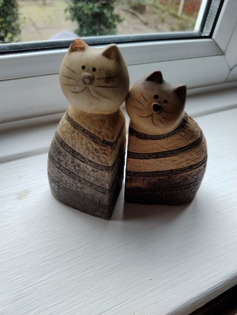 Cats ornament for sale 