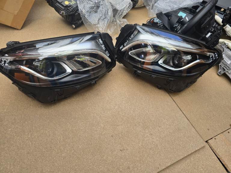 MERCEDES GLC SINGLE HEADLIGHT HEADLAMP XENON LED A2539065401 Breaking Part