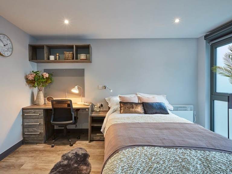 Crown place student accomodation, all bills included 168£ per week (negotiable)
