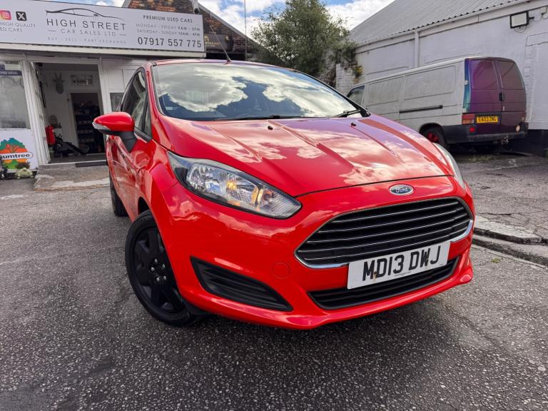 2013 Ford Fiesta 1.25 Style 3dr HATCHBACK Petrol Manual