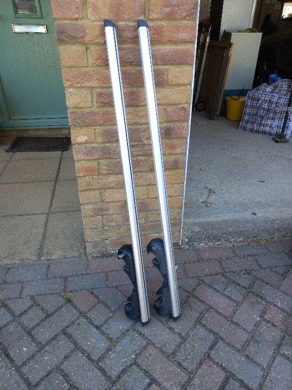 CAR ROOF  CROSS BARS    YOUR CAR NEEDS TO HAVE RAISED ROOF RAILS