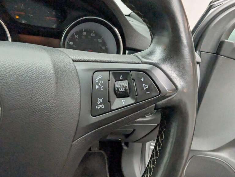 2016 Vauxhall Astra 1.6 CDTi BlueInjection SRi Hatchback 5dr Diesel Auto Euro 6 (136 ps) TINTED H...