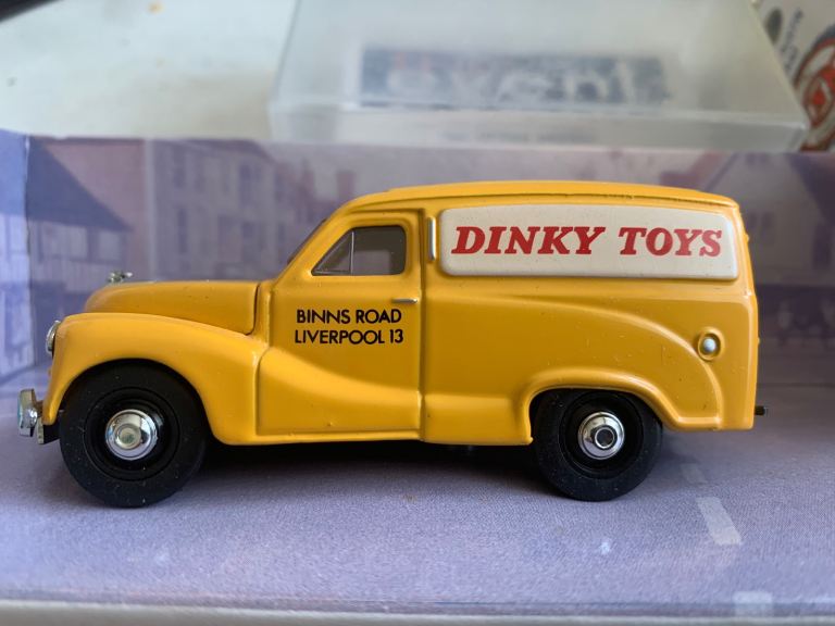 Corgi Austin Van