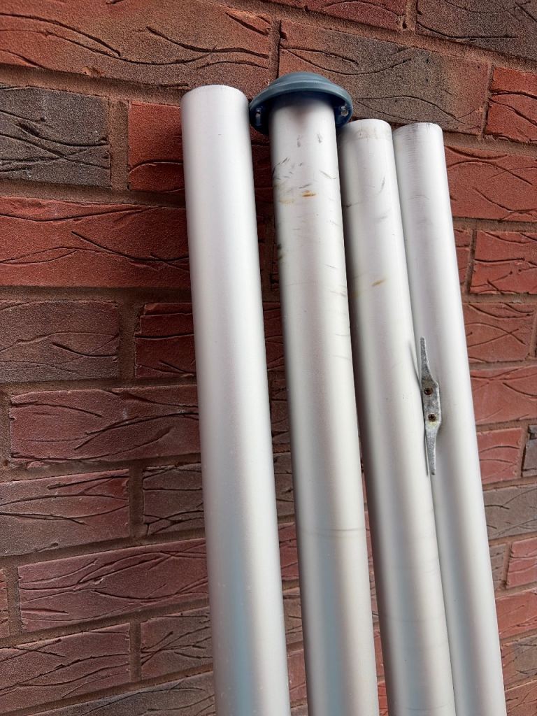 Aluminium flag pole - Silver Colour, Fair Condition
