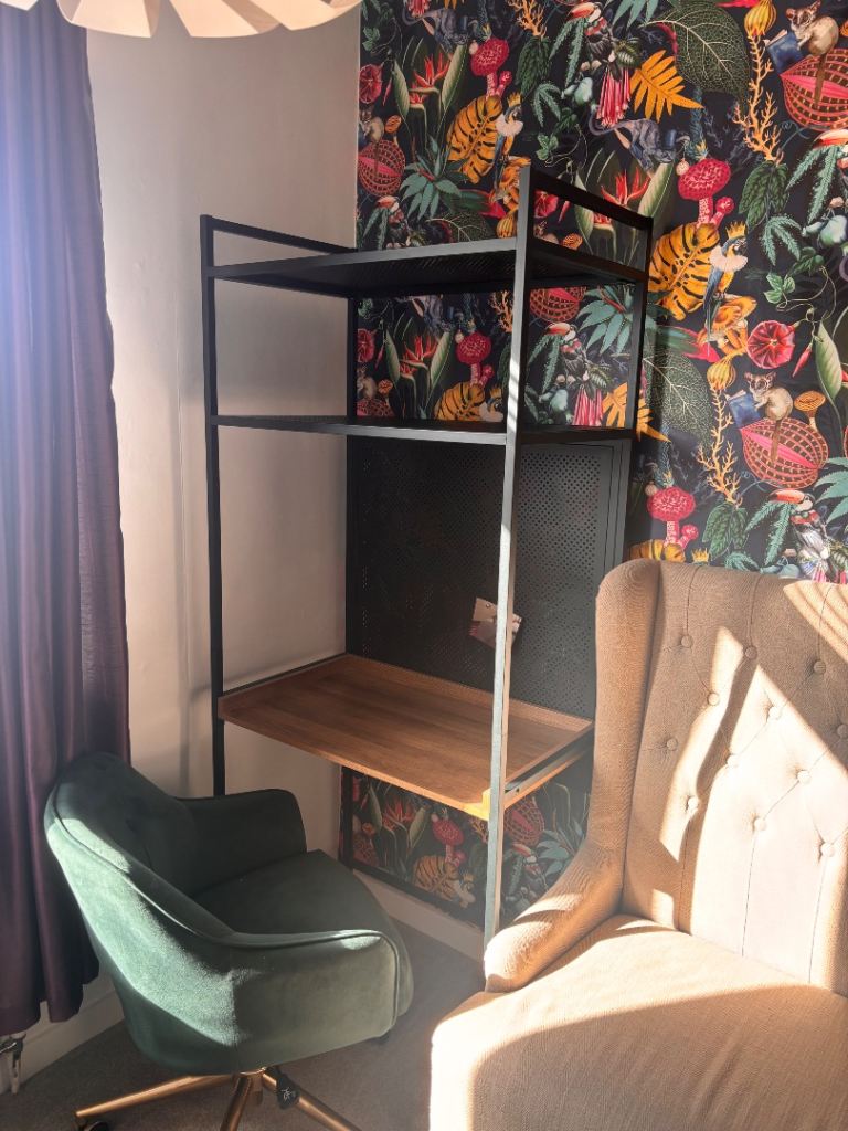 Habitat Turner Desk with shelves 