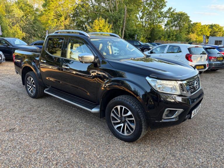 2018 Nissan Navara Double Cab Pick Up Tekna 2.3dCi 190 4WD Auto PICK UP DIESEL Automatic