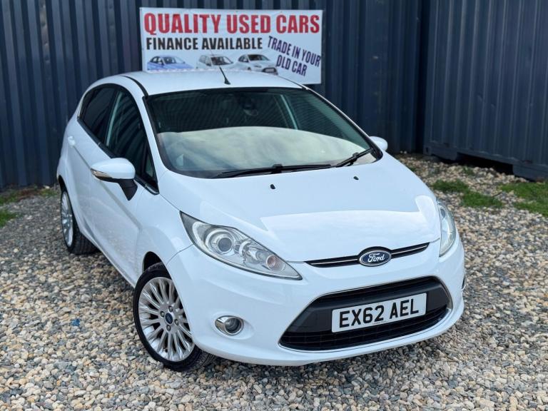 2012 Ford Fiesta 1.4 Titanium 5dr HATCHBACK Petrol Manual