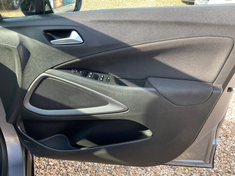 2021 Vauxhall Crossland 1.2 Turbo [130] SE Nav Premium 5dr HATCHBACK PETROL Manual