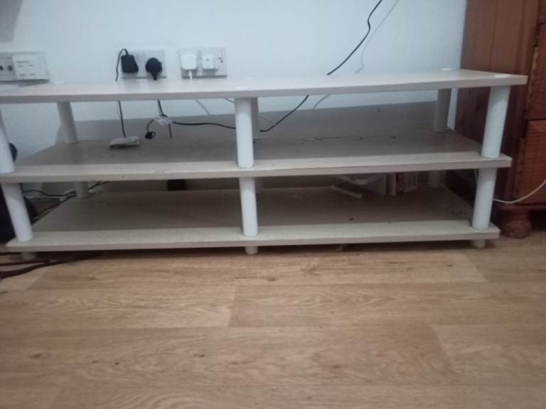 Verona Wood Effect TV Unit