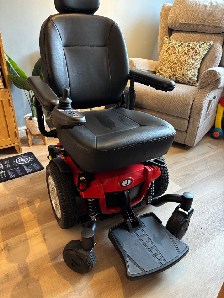 Jazzy Pride 600 ES mobility scooter