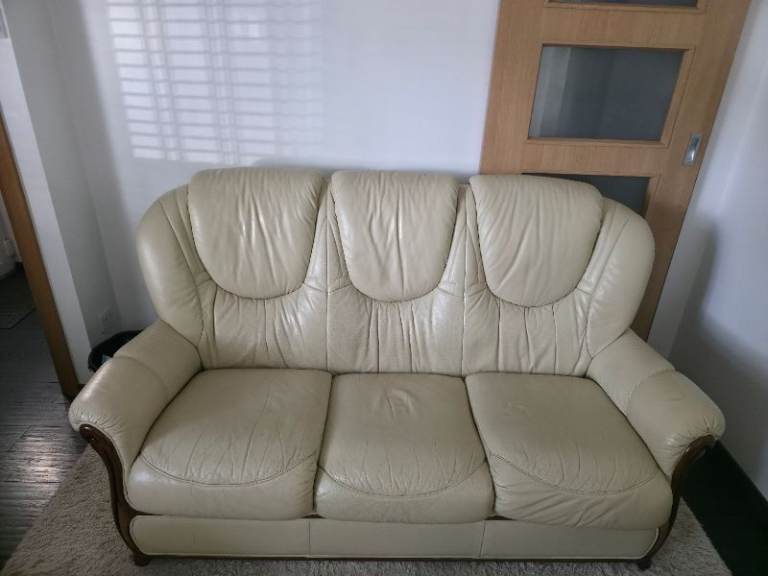 Creame Leather sofa