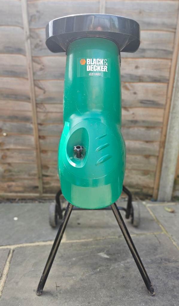 Black and Decker Garden Shredder 