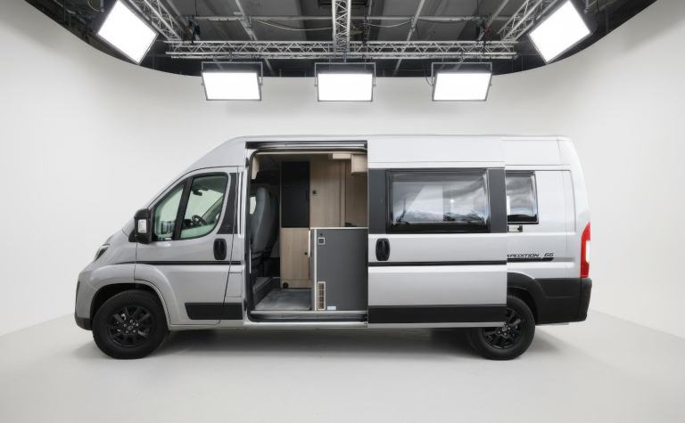 Auto-Trail Expedition 66 DIESEL MANUAL 2027