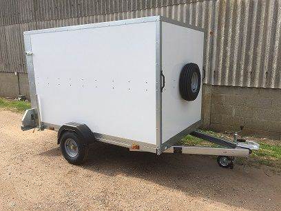 TICKNERS Box Trailer with Ramp in Black or White - Tickners Single Axle 8' x 5' x 5'