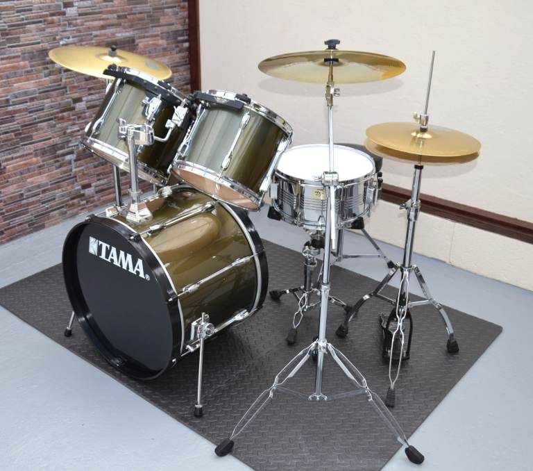 TAMA Drum Kit with Cymbals and Stands – Good Condition