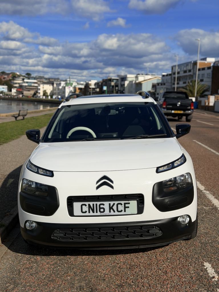 Citroen, C4 CACTUS, Hatchback, 2016, Semi-Auto, 1199 (cc), 5 doors