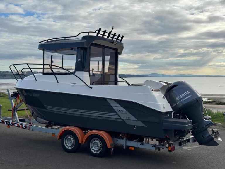 Brand New QX650 Pilot Hause Touring/fishing boat